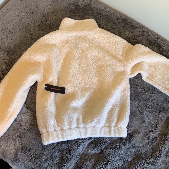 White cropped jacket - Picture 2 of 5